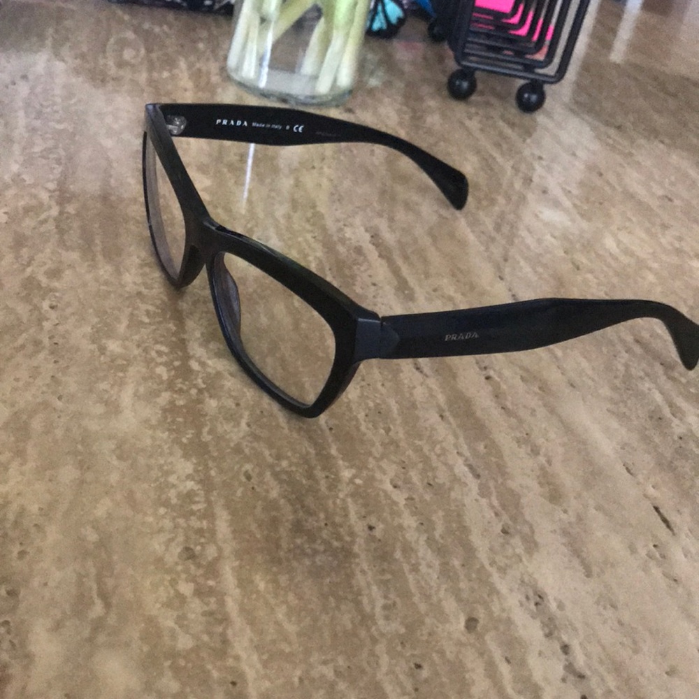 Eyeglasses